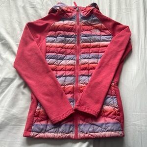 The North Face Girls Puffer Thermoball hooded jacket size XL (18) Good condition